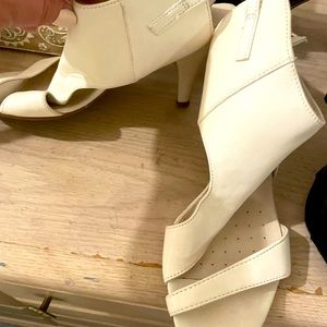 Italian white leather high heels, never worn